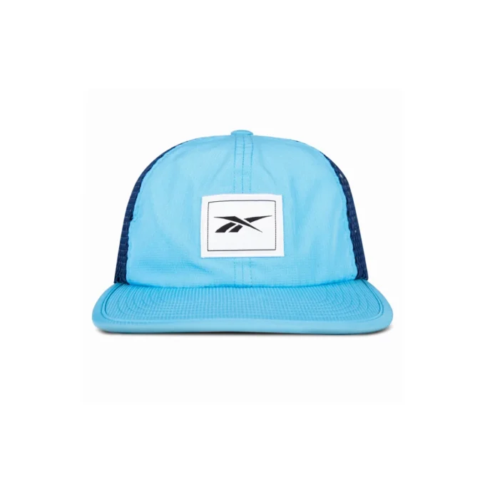 Belüftete Flat Brim Running Cap