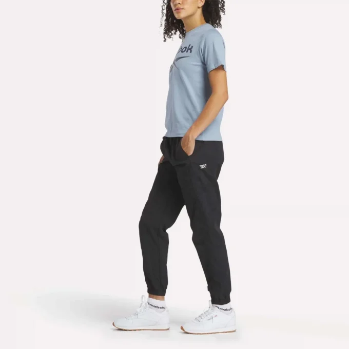 Damen-T-Shirt mit großem Logo und Rundhalsausschnitt
