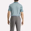 Herren-Poloshirt mit kurzen Ärmeln und charakteristischem Vector-Ärmel