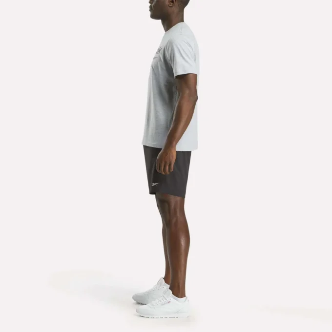 Herren-T-Shirt mit großem Logo und Rundhalsausschnitt
