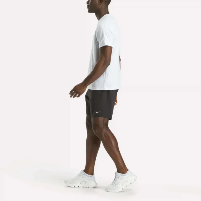 Herren-T-Shirt mit großem Logo und Rundhalsausschnitt