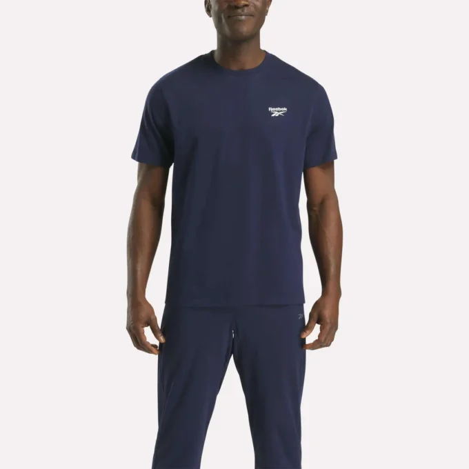 Herren-T-Shirt mit kleinem Logo, Rundhalsausschnitt und kurzen Ärmeln
