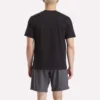Herren-T-Shirt mit kleinem Logo, Rundhalsausschnitt und kurzen Ärmeln