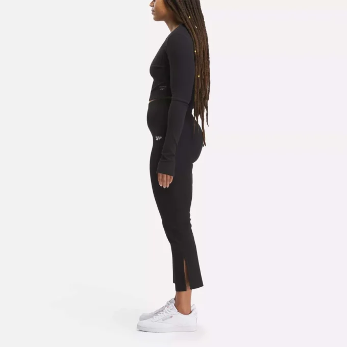 Klassiker für die Garderobe der Damen Langarm-T-Shirt