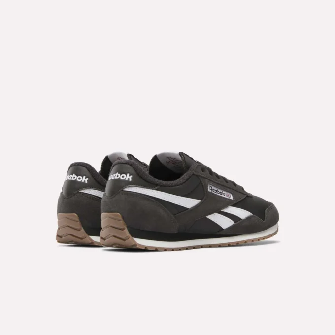 Klassische AZ-Schuhe