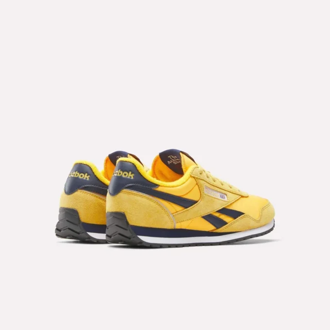Klassische AZ-Schuhe