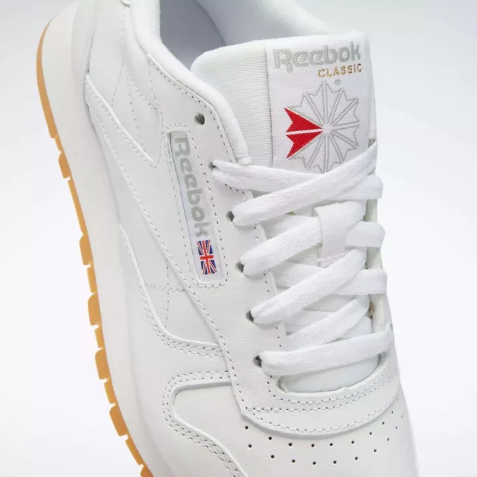 Klassische Lederschuhe für Damen