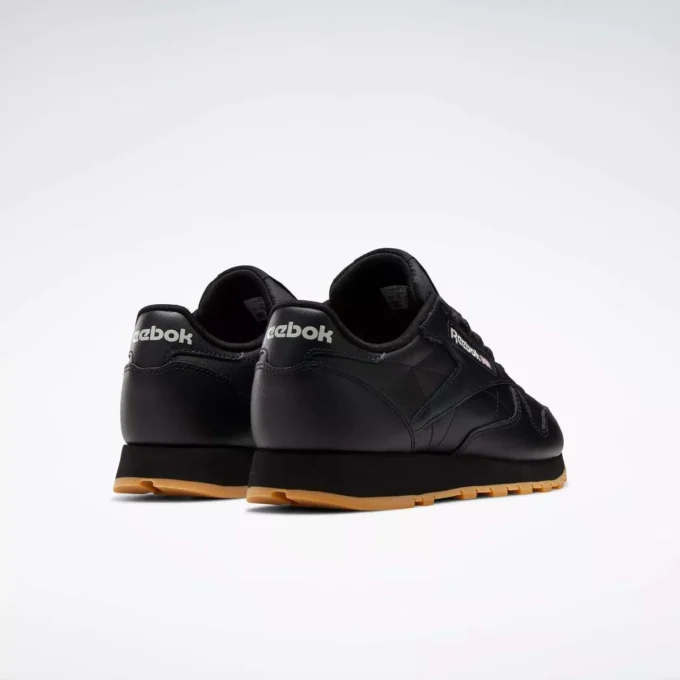 Klassische Lederschuhe für Damen