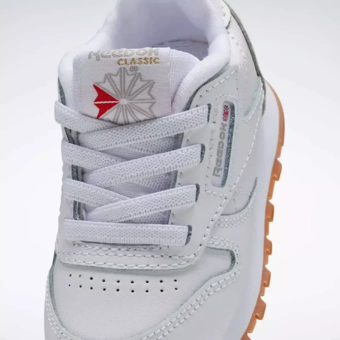 Klassische Lederschuhe für Kinder – Babys und Kleinkinder