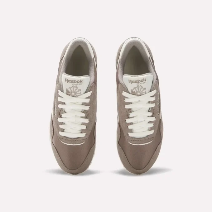 Klassische Nylon-Schuhe für Damen
