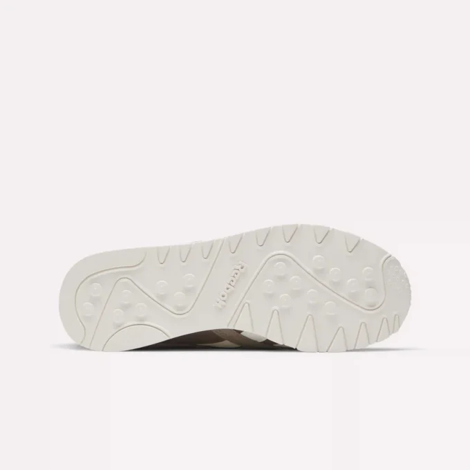 Klassische Nylon-Schuhe für Damen
