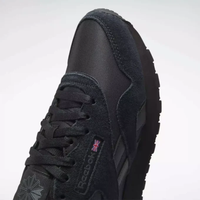 Klassische Nylon-Schuhe für Herren