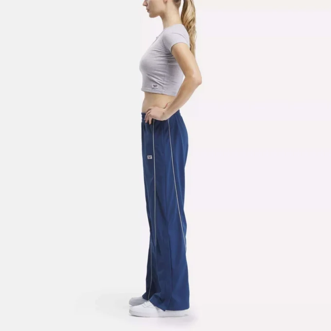 Klassisches Crop-Top für Damen