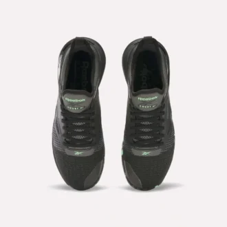 Nano Court Schuhe