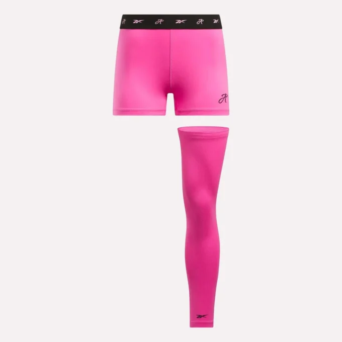 Reebok x Angel Reese Mini-Shorts & Ärmel
