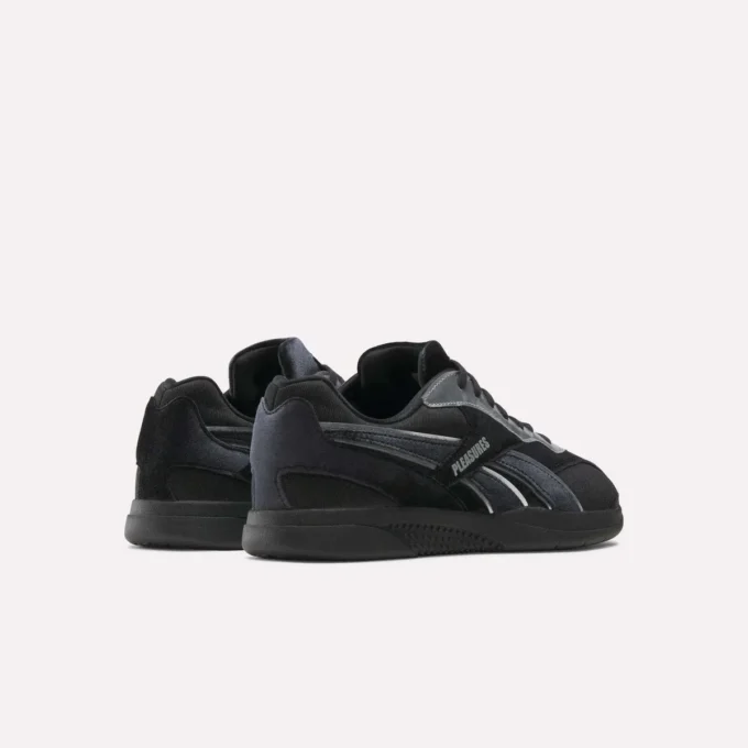 Reebok x PLEASURES Hammer Street Schuhe