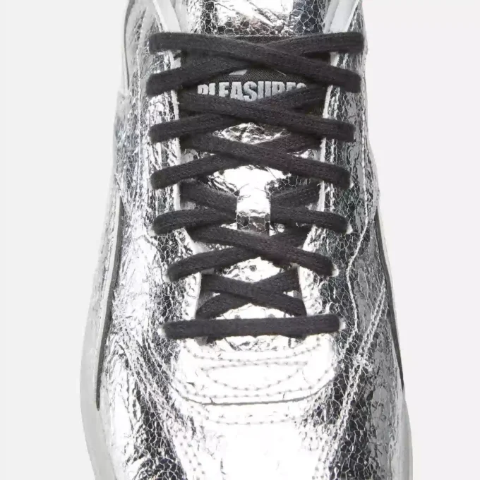 Reebok x PLEASURES Hammer Street Schuhe