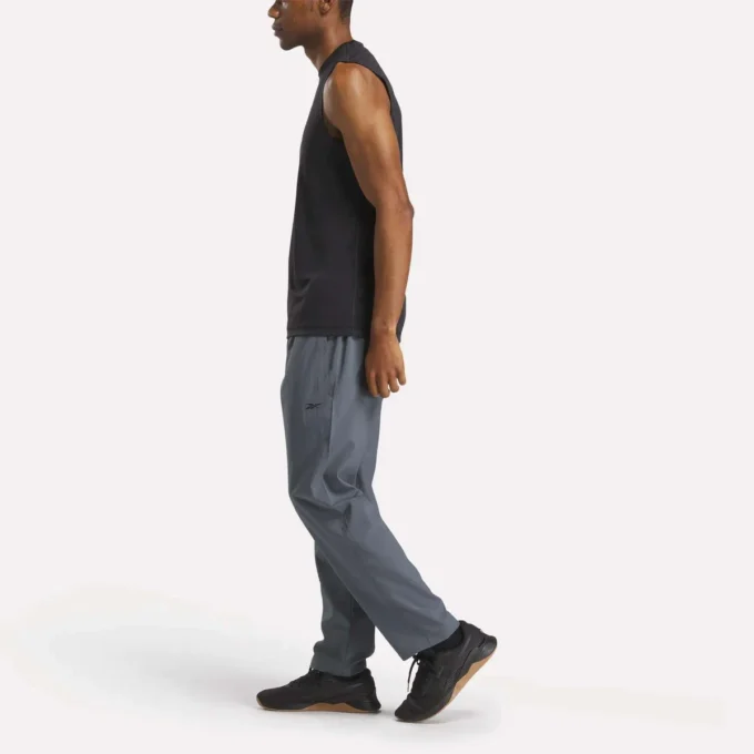 Training Essentials Woven Unlined Pants für Herren