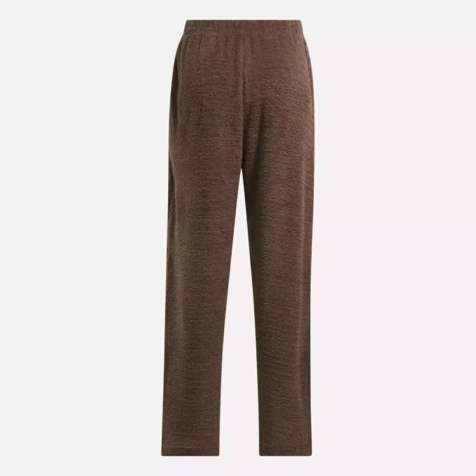 Unverzichtbare Kleidungsstücke für die Damengarderobe Bequeme Hosen